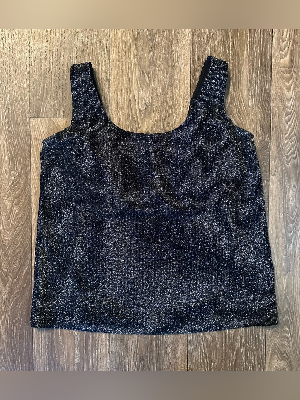 TravelSmith Black/Silver Sparkle Tank Top Size 36D Built in Bra Adjustable Strap